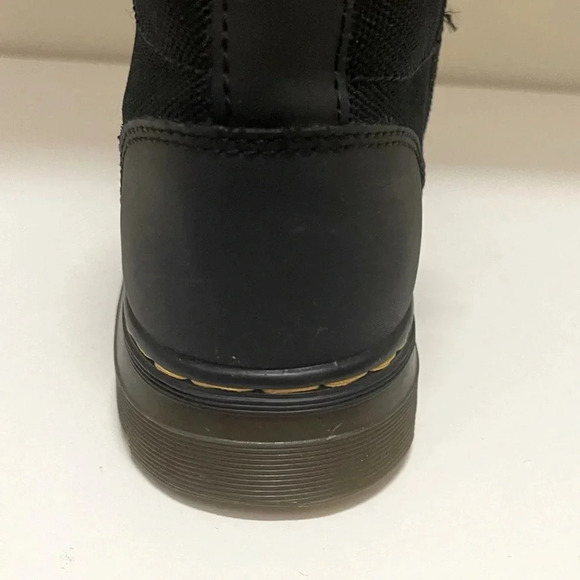 DR MARTENS JUNIOR COMBS EXTRA TOUGH POLY CASUAL BOOTS back to school - Picture 4 of 10